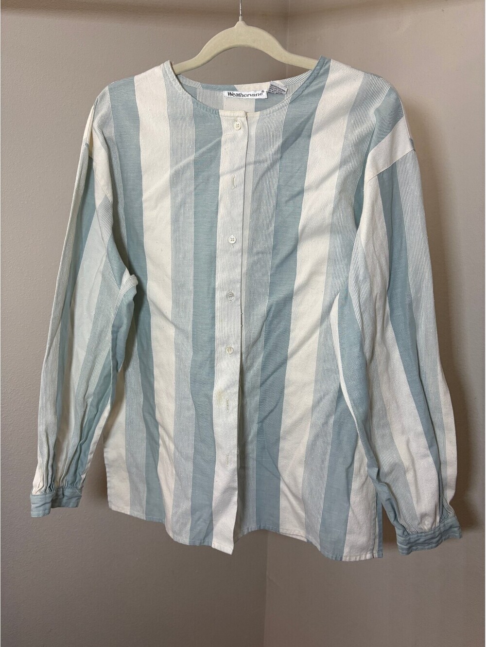 Vintage Striped Button-Up Shirt in Blue and White Cotton-Poly blend